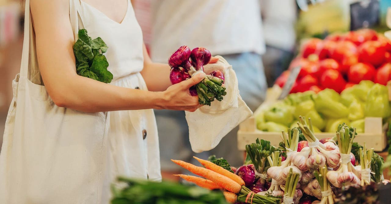 How can I spend less and still eat healthy?