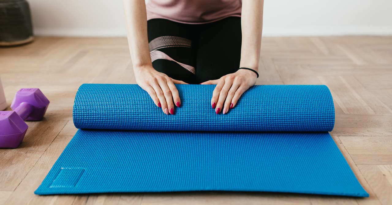 Beginner-friendly Pilates routine for a at home workout