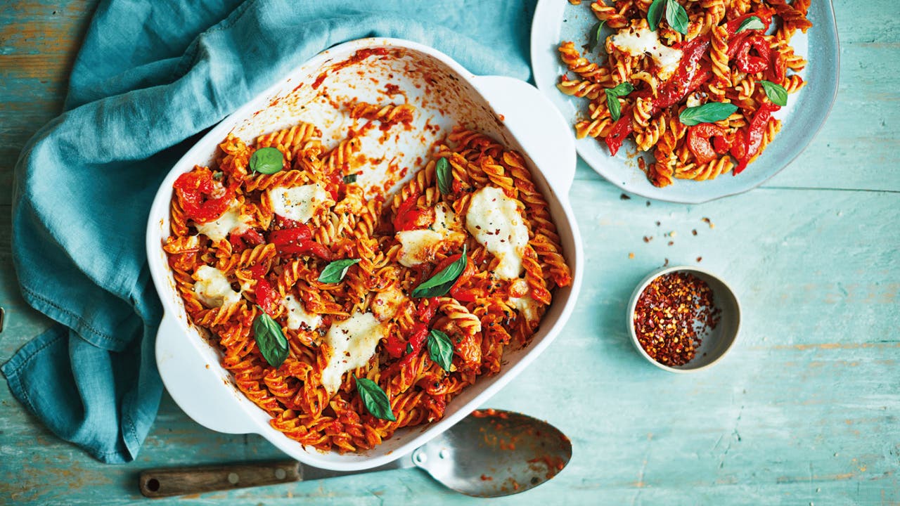 30 family-friendly pasta bake recipes