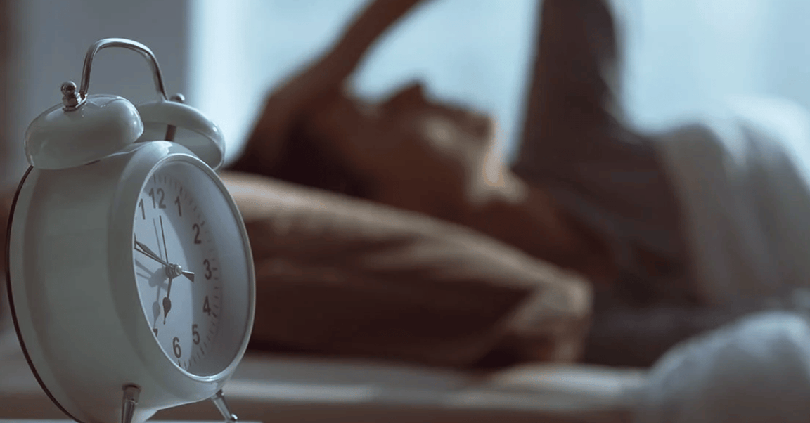 Night sweats: Causes and treatments for men and women