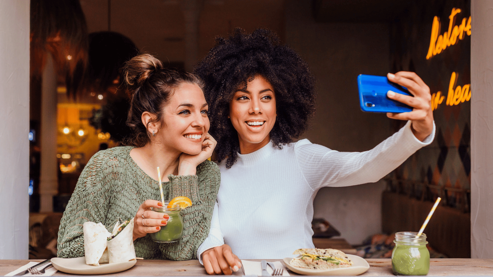 How to track—and stay on track—when eating out