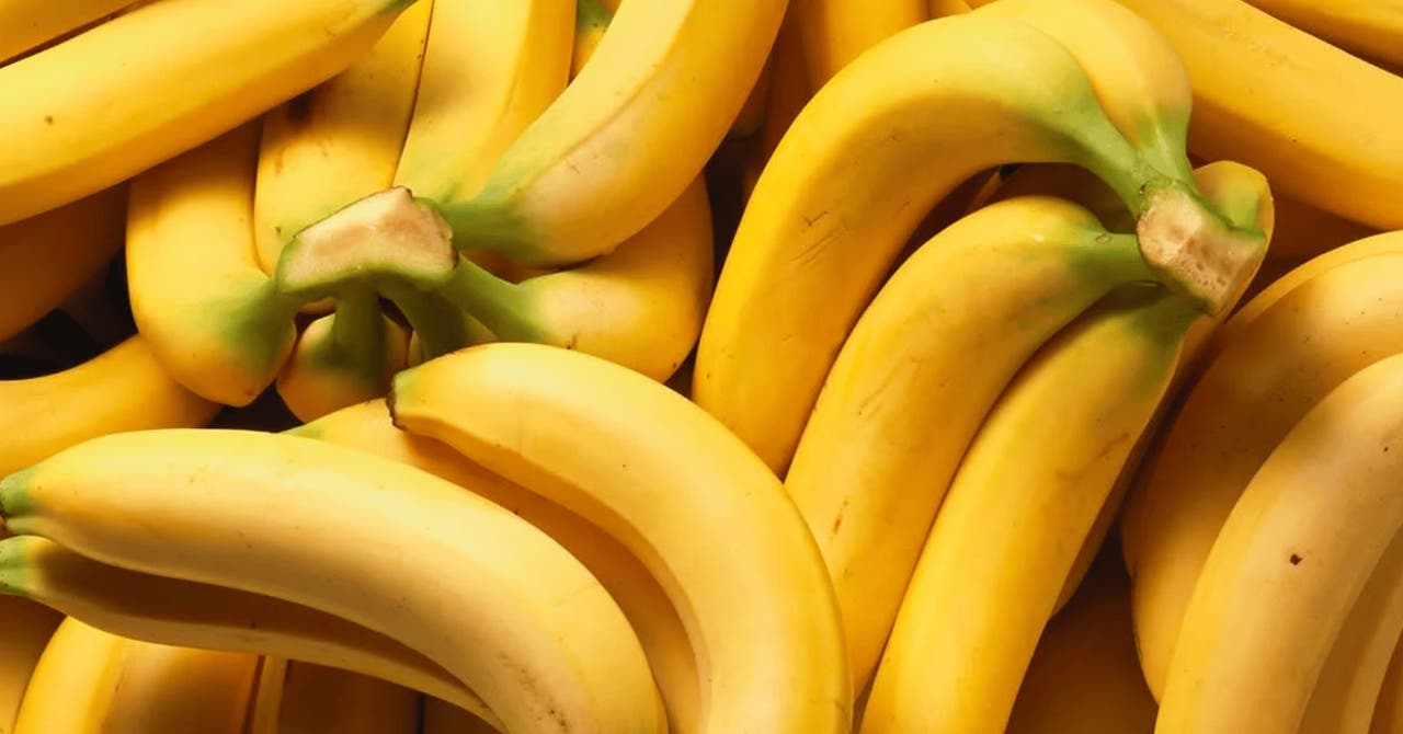 Everything you need to know about bananas, according to a dietitian