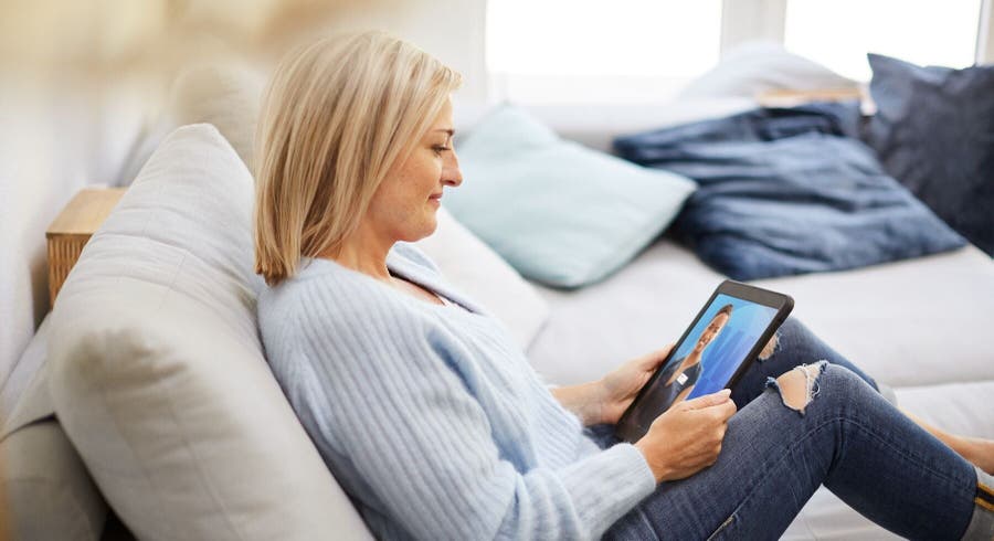 apricots grilled halves with yogurt and honey