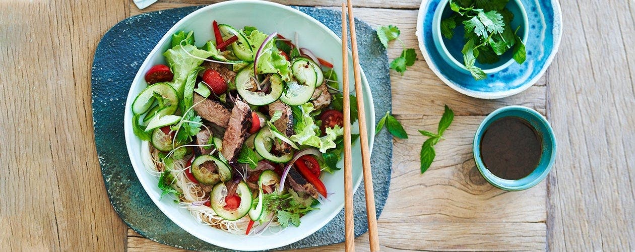 24 smaakvolle salades die je keer op keer wil eten