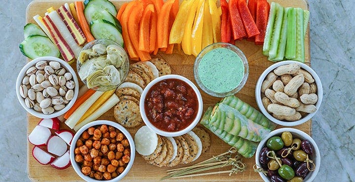 6 snacks sains pour le canapé