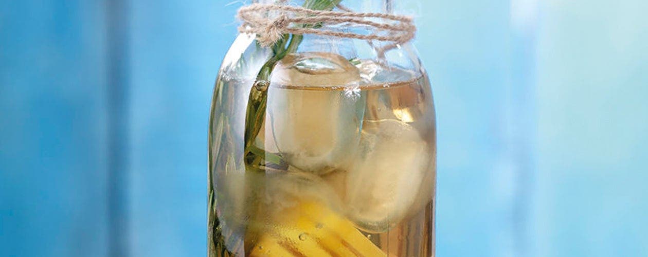 Eenvoudig te bereiden homemade ice tea
