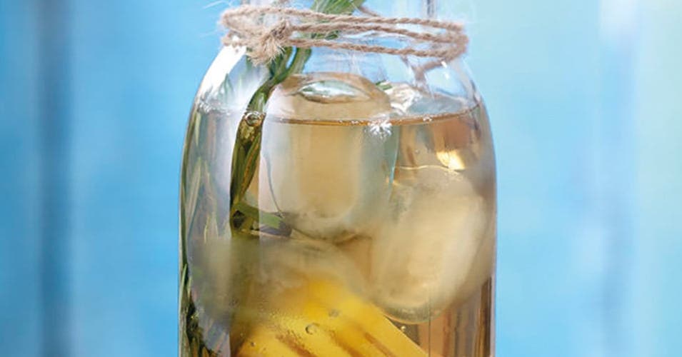 Eenvoudig te bereiden homemade ice tea