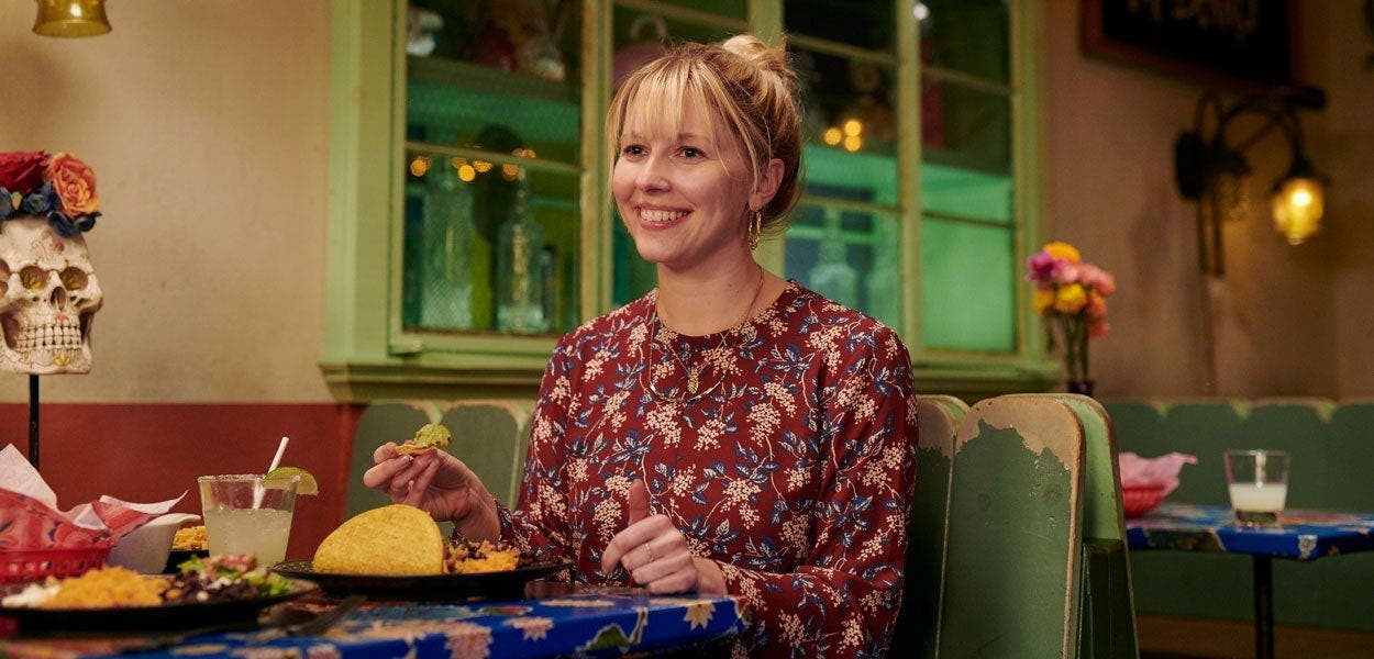 Katie geniet nog steeds van etentjes