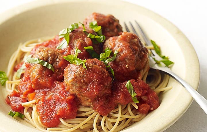12 super simple weeknight family dinners to add to your rotation