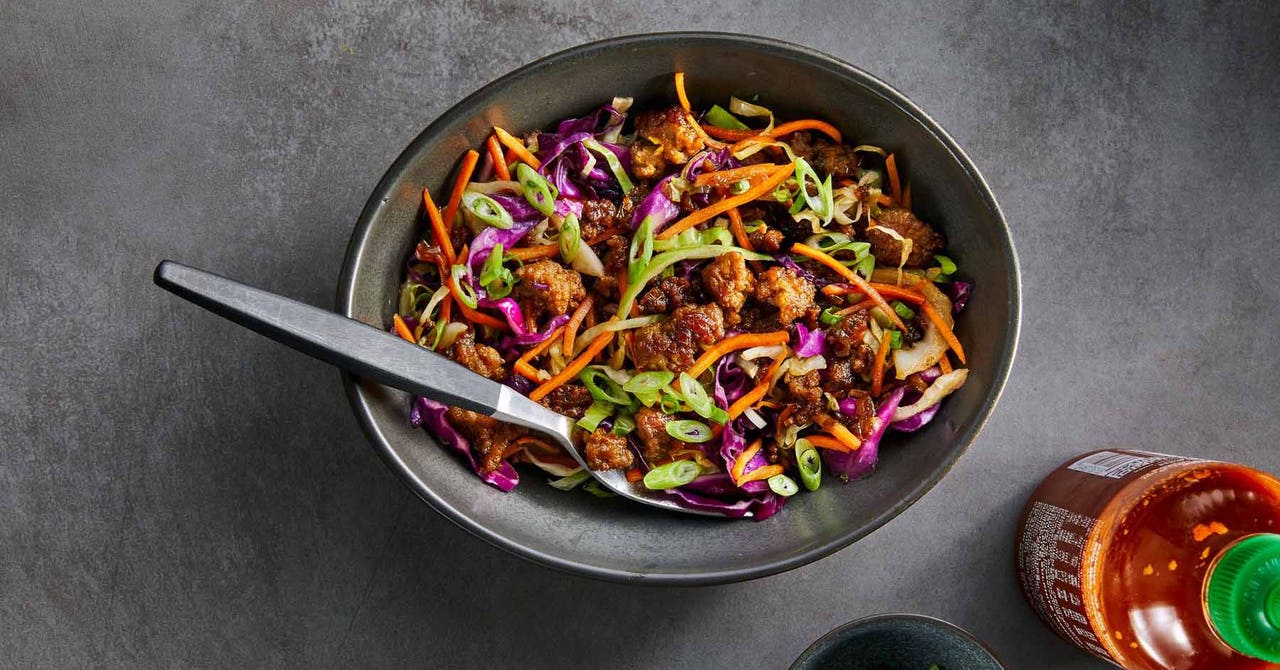Une collection de 56 recettes de bols pour chaque repas de la journée