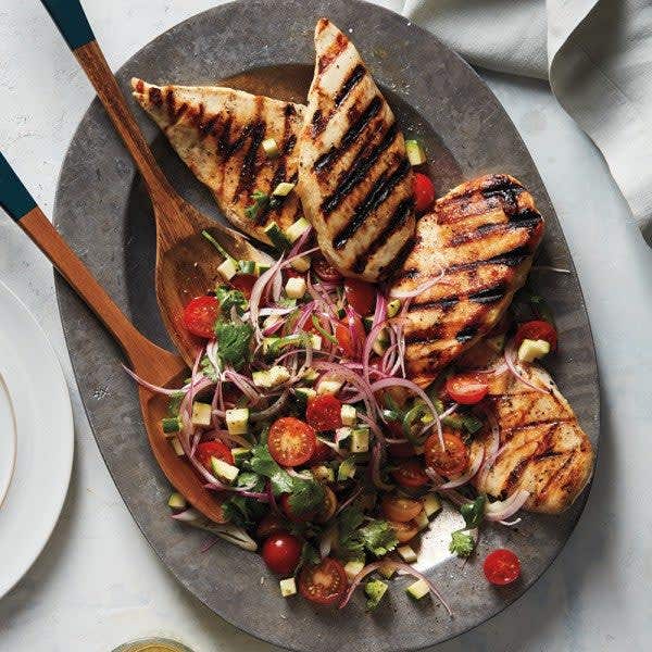 CHICKEN WITH TOMATO-ZUCCHINI SALAD