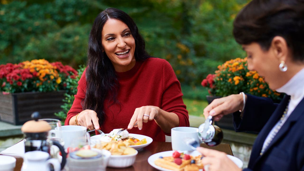 How our friends affect our weight