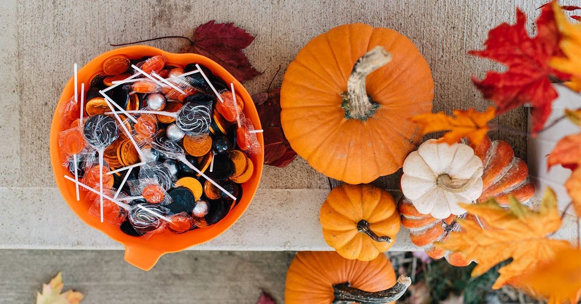 How to Stay on-Budget with all that Halloween Candy Around