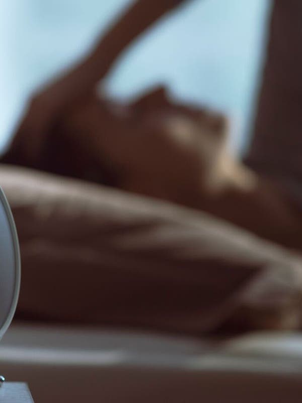 Les sueurs nocturnes : causes et traitements pour les hommes et les femmes