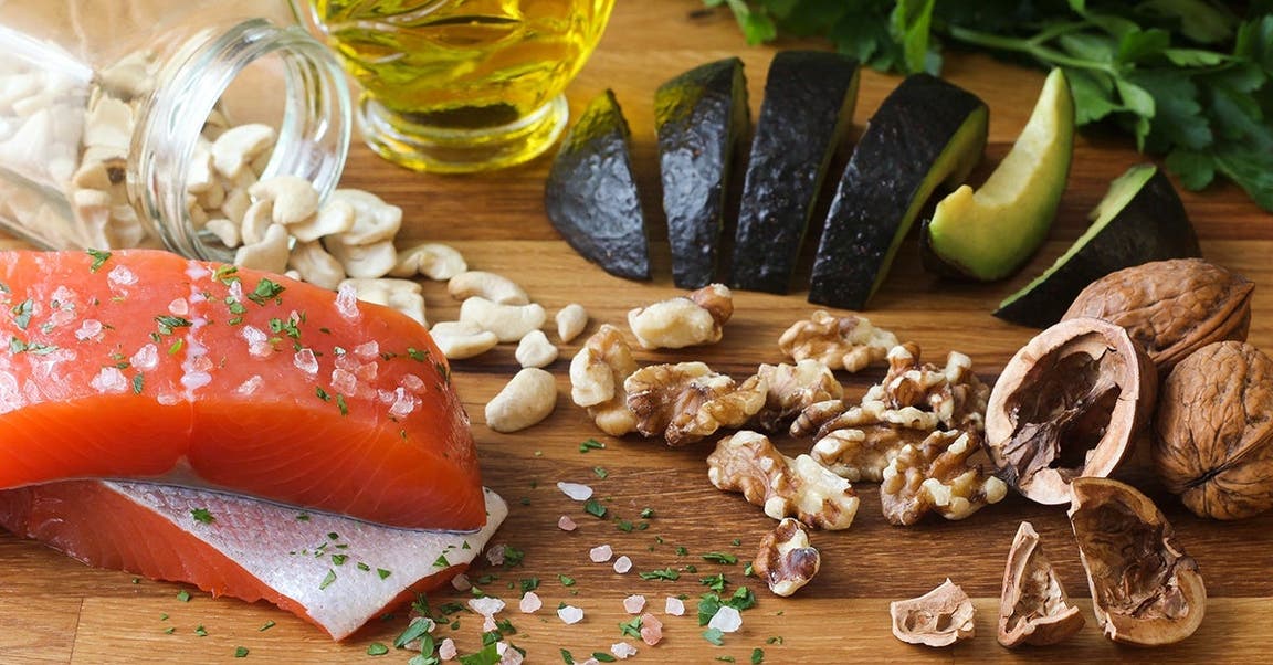 Alimentation anti-inflammatoire : qu’est-ce qui peut réduire l’inflammation?