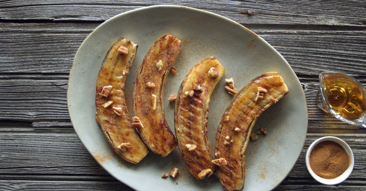 Bananes grillées à l’érable et aux pacanes