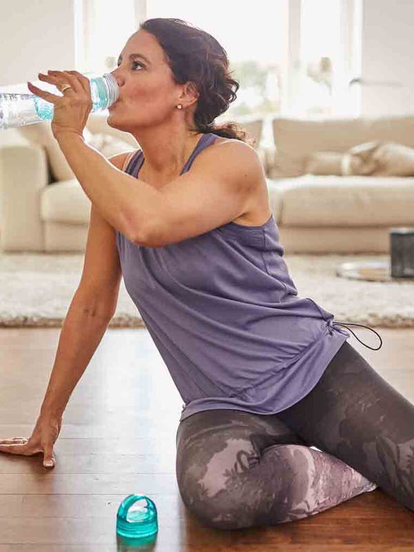 Cinq exercices sans équipement efficaces pour se mettre en forme sans aller au centre de conditionnement physique