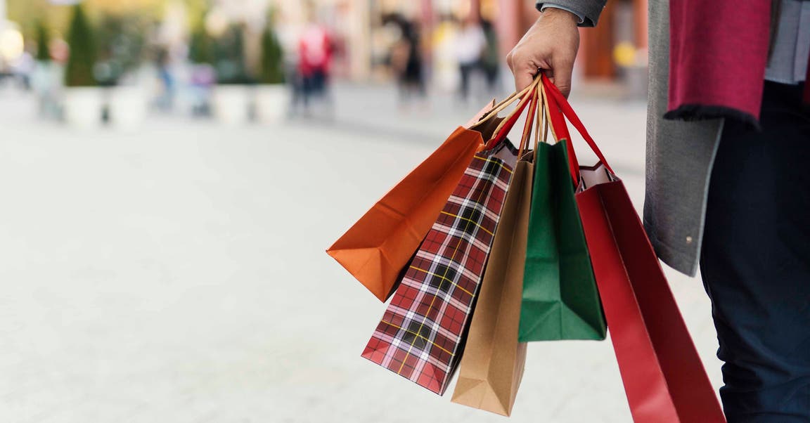 Cinq conseils pour s’en tenir à un budget des Fêtes