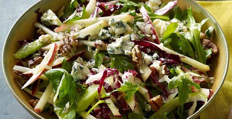 <strong>Salade de récolte de l'automne avec vinaigrette au cidre</strong>