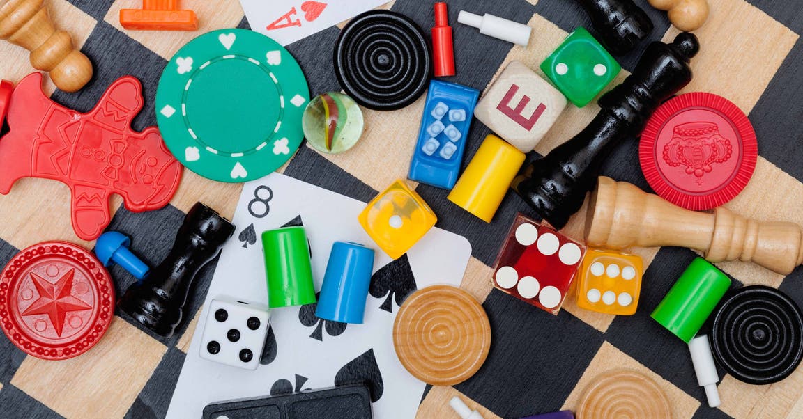 How to have a great family game night