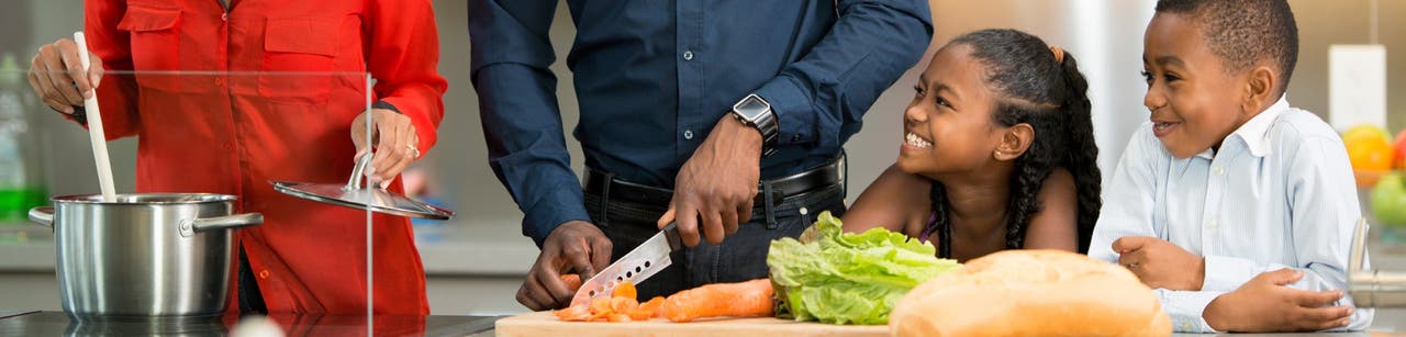 Un coup de main dans la cuisine