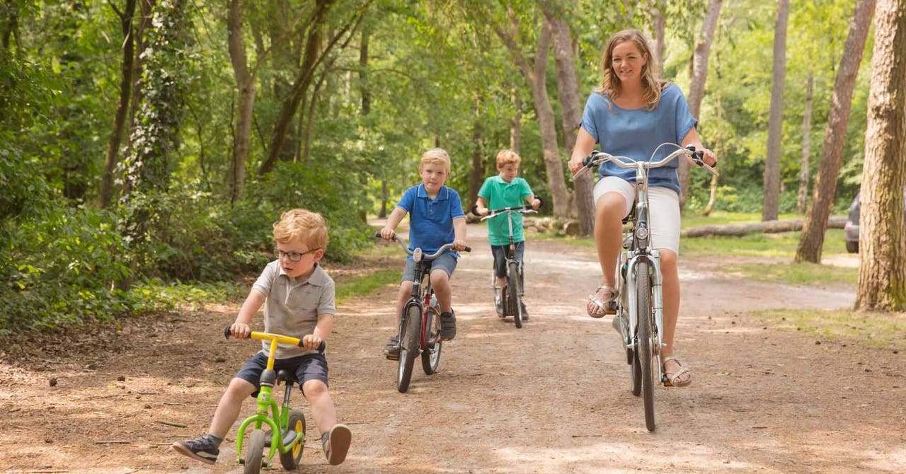 4 Ways to Trick Yourself into Loving Physical Activity