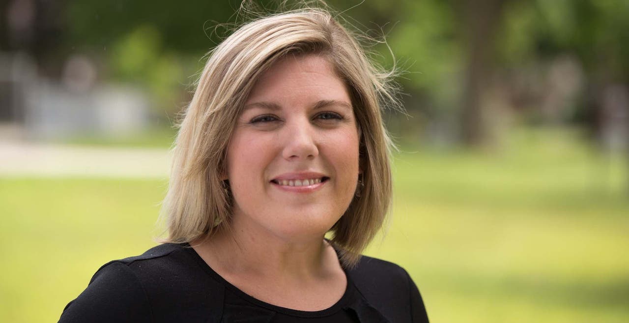 <b>Kristin</b>