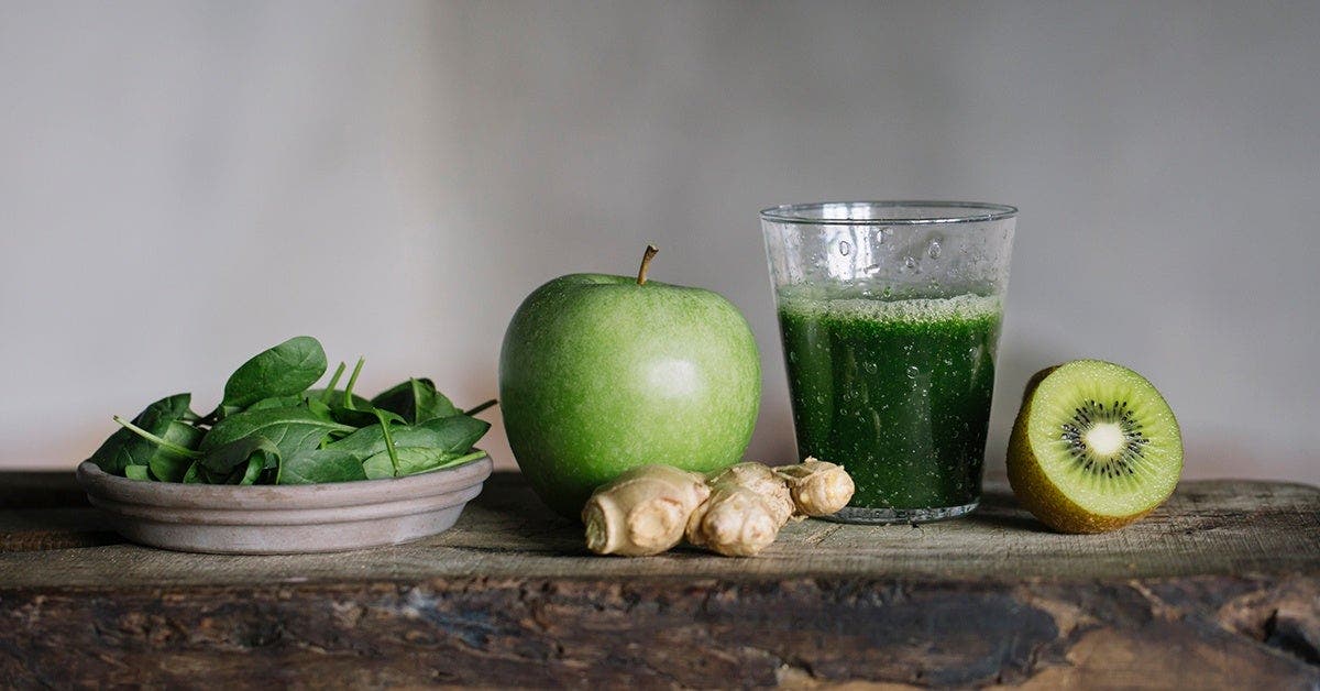 Devriez-vous essayer une cure de jus? Tout ce qu’il vous faut savoir sur les régimes à base de jus