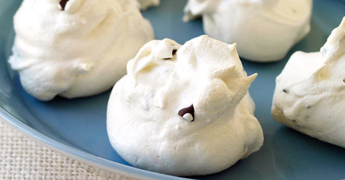 Chocolate Chip Meringue Cookies