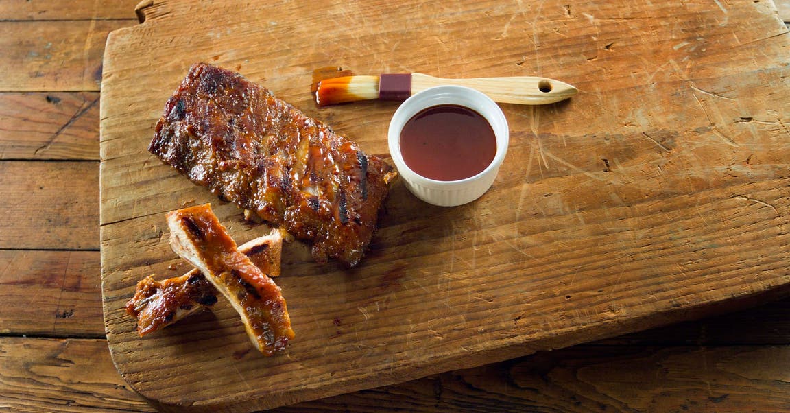 <strong>Dry Rub BBQ Ribs</strong>