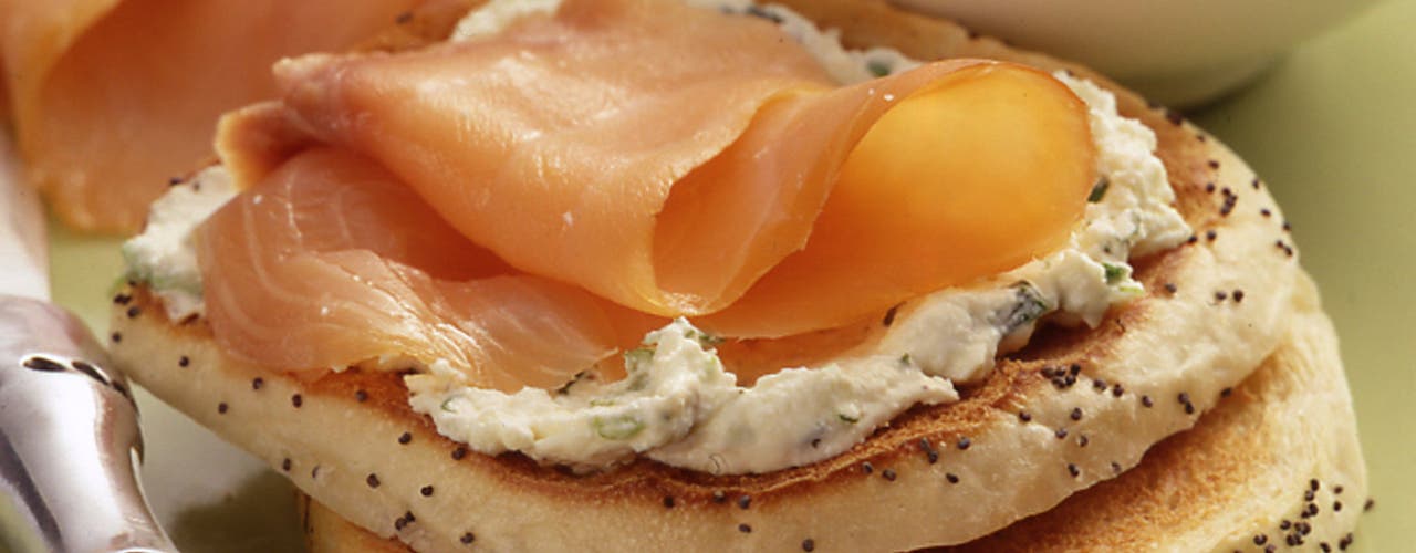 Bagels grillés à la ricotta et au saumon