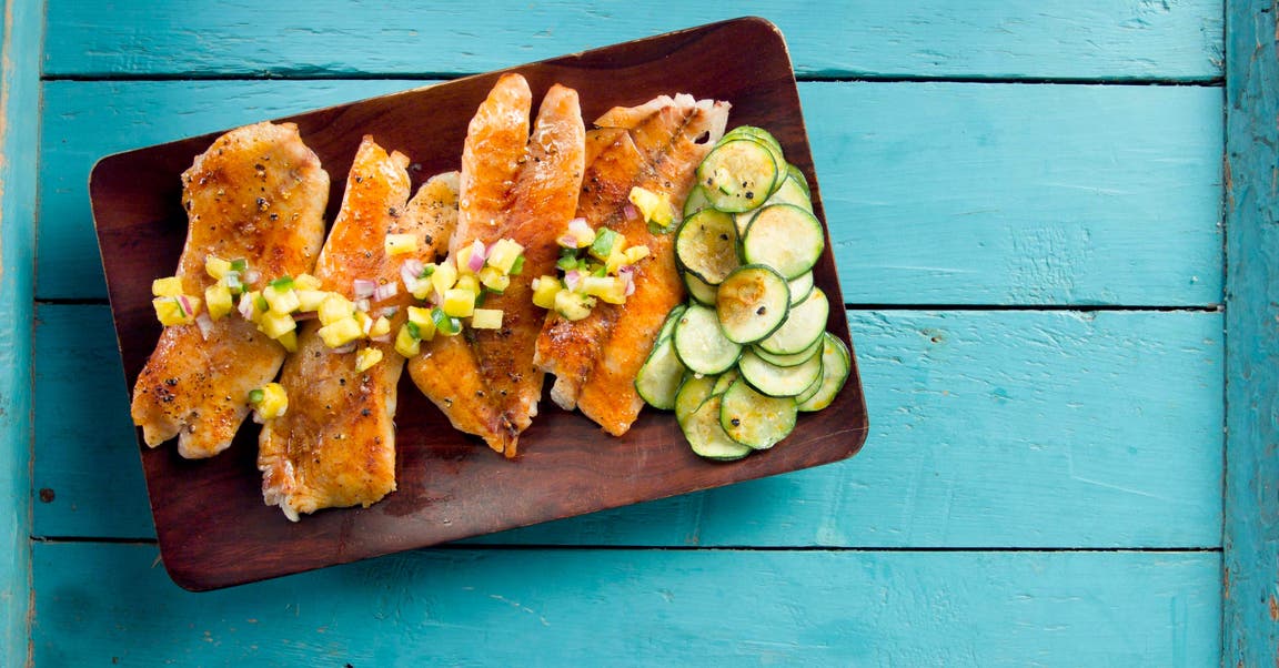 <strong>Vivaneau grillé avec salsa à l'ananas grillé</strong>