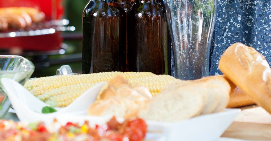 6 Secrets to Healthy Summer Entertaining
