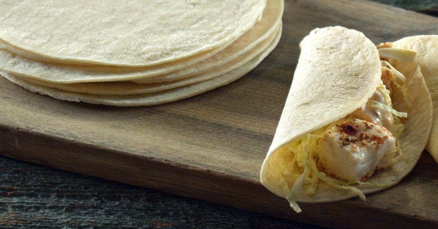 Recette: Tacos de poisson avec crème au chipotle