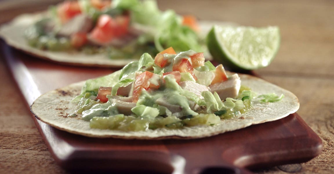 <strong>Tostada aux restes de dinde</strong>