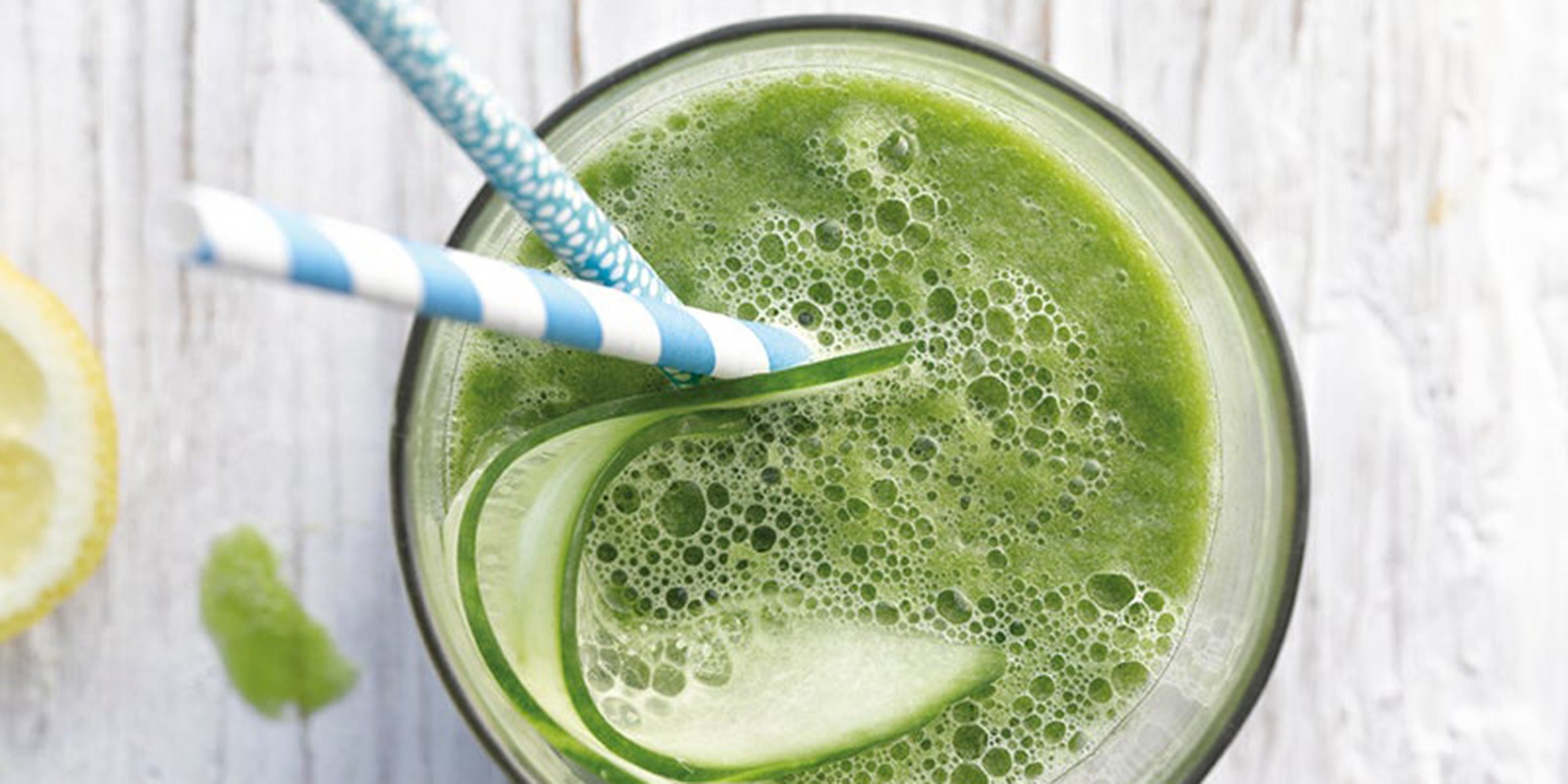 Smoothie détox au concombre et au gingembre