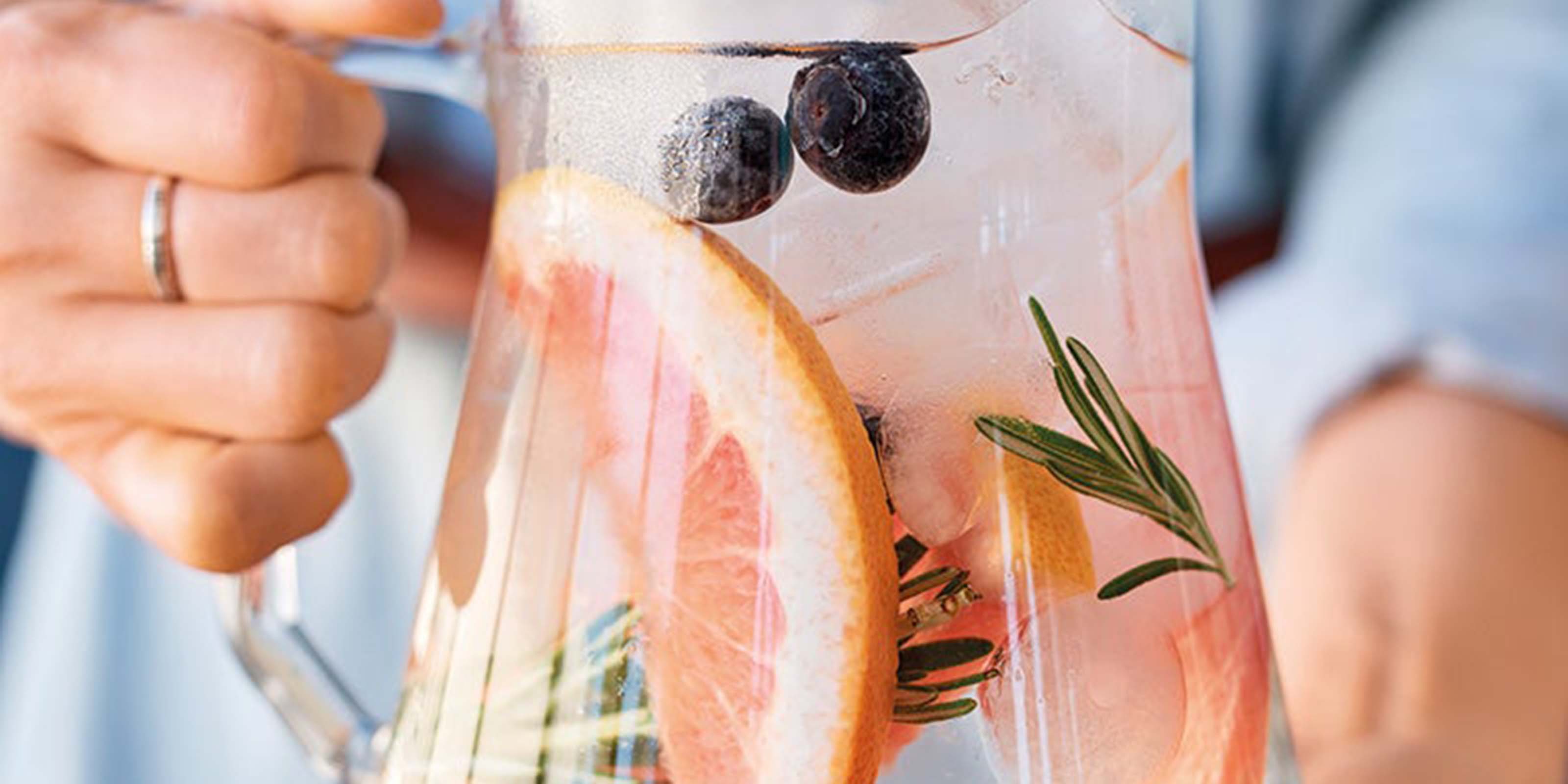 Unser 10 besten Infused-Water-Rezepte