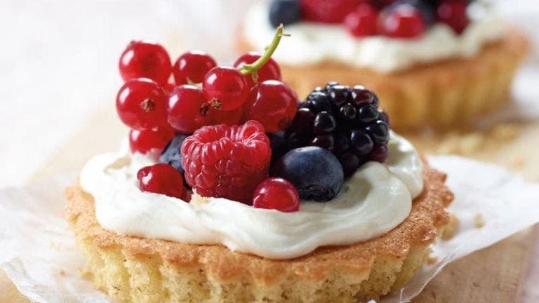 Beeren-Tartelettes mit Mascarpone