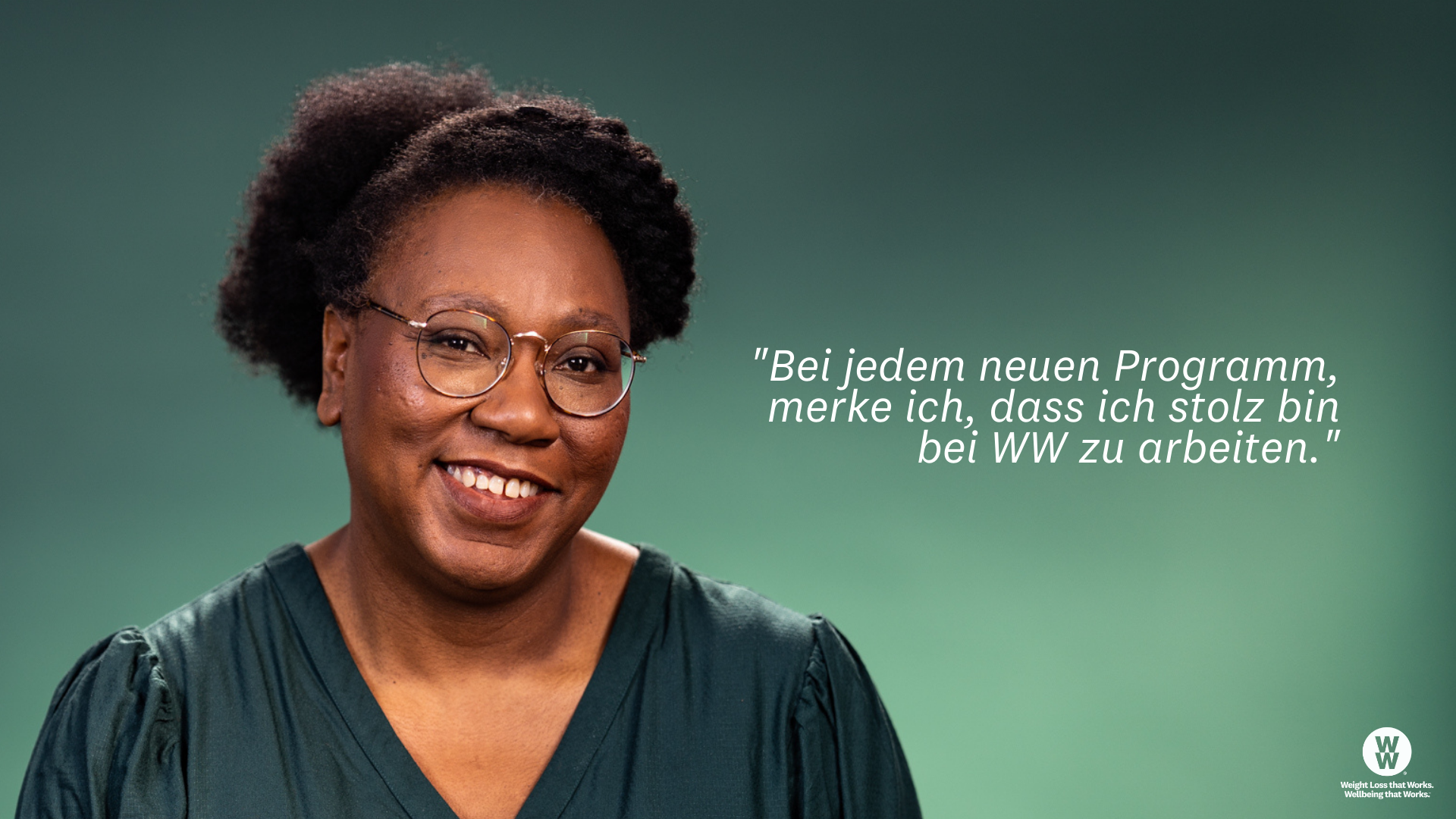 WW Mitarbeiterin Berenice lächelt in die Kamera