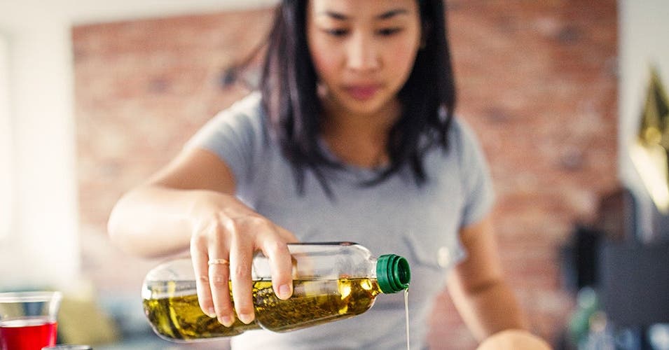 Speiseöle in der Küche: Welche sind gesund?