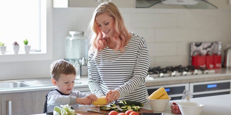 Ausgewogene Ernährung bei Kindern: 7 Tipps für Gemüsemuffel