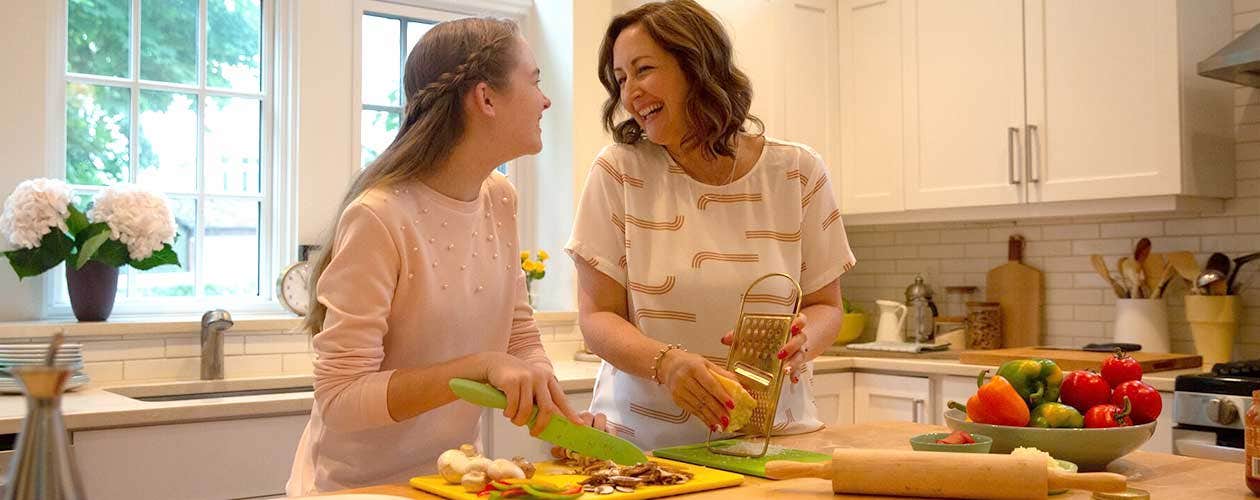 Kochen für die ganze Familie –<br>7 Tipps plus 6 leckere Rezepte