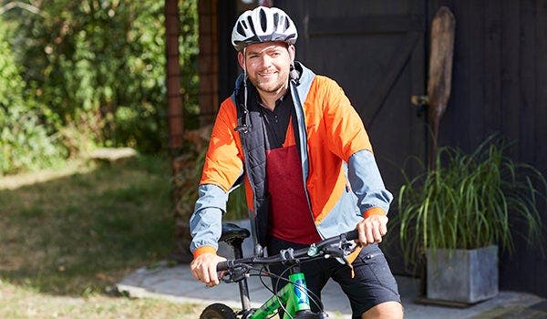 WW Mitglied Martin mit seinem Mountainbike