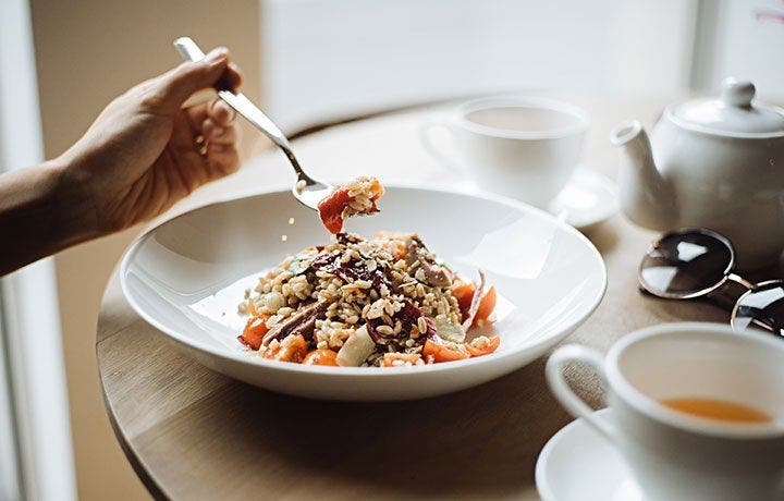 Darum ist Essen ohne Ablenkung so wichtig