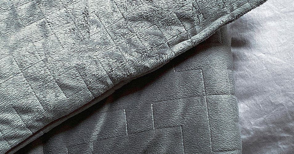 Et si vous essayiez une couverture lestée ?