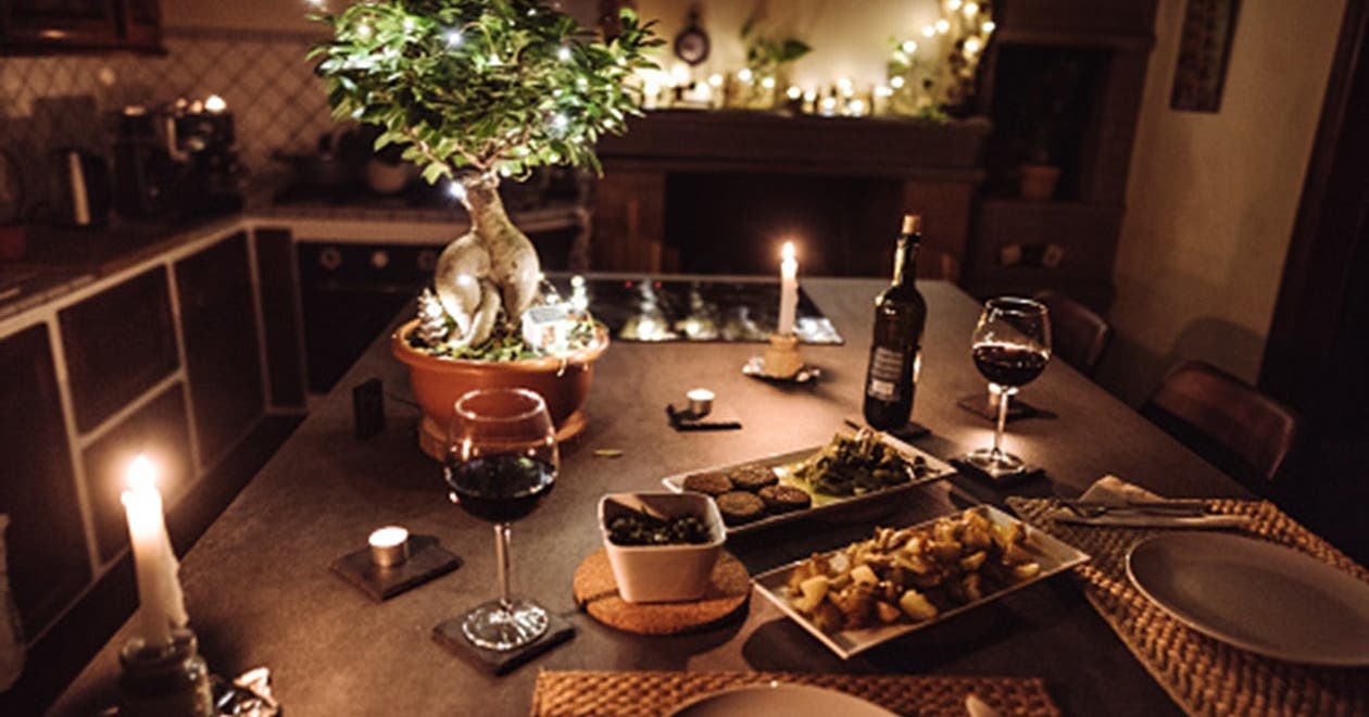 6 idées pour fêter la Saint-Valentin à la maison