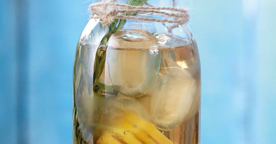 Eenvoudig te bereiden homemade ice tea