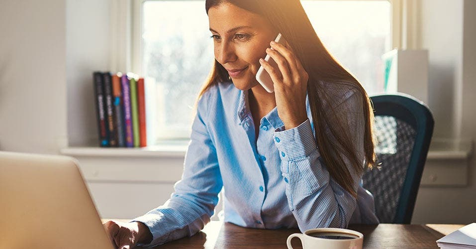 6 tips för att hålla dig på banan när du jobbar hemma
