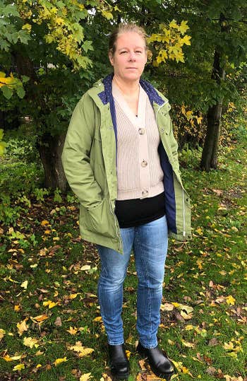 apricots grilled halves with yogurt and honey