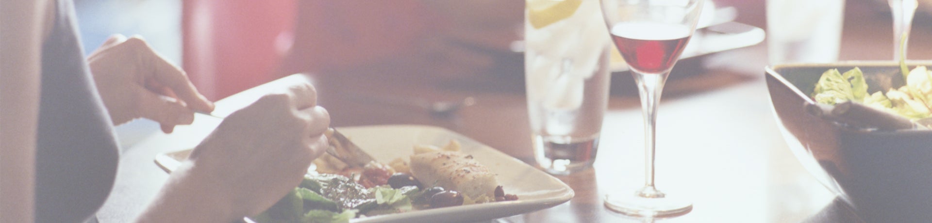 Eating out? How to do it mindfully